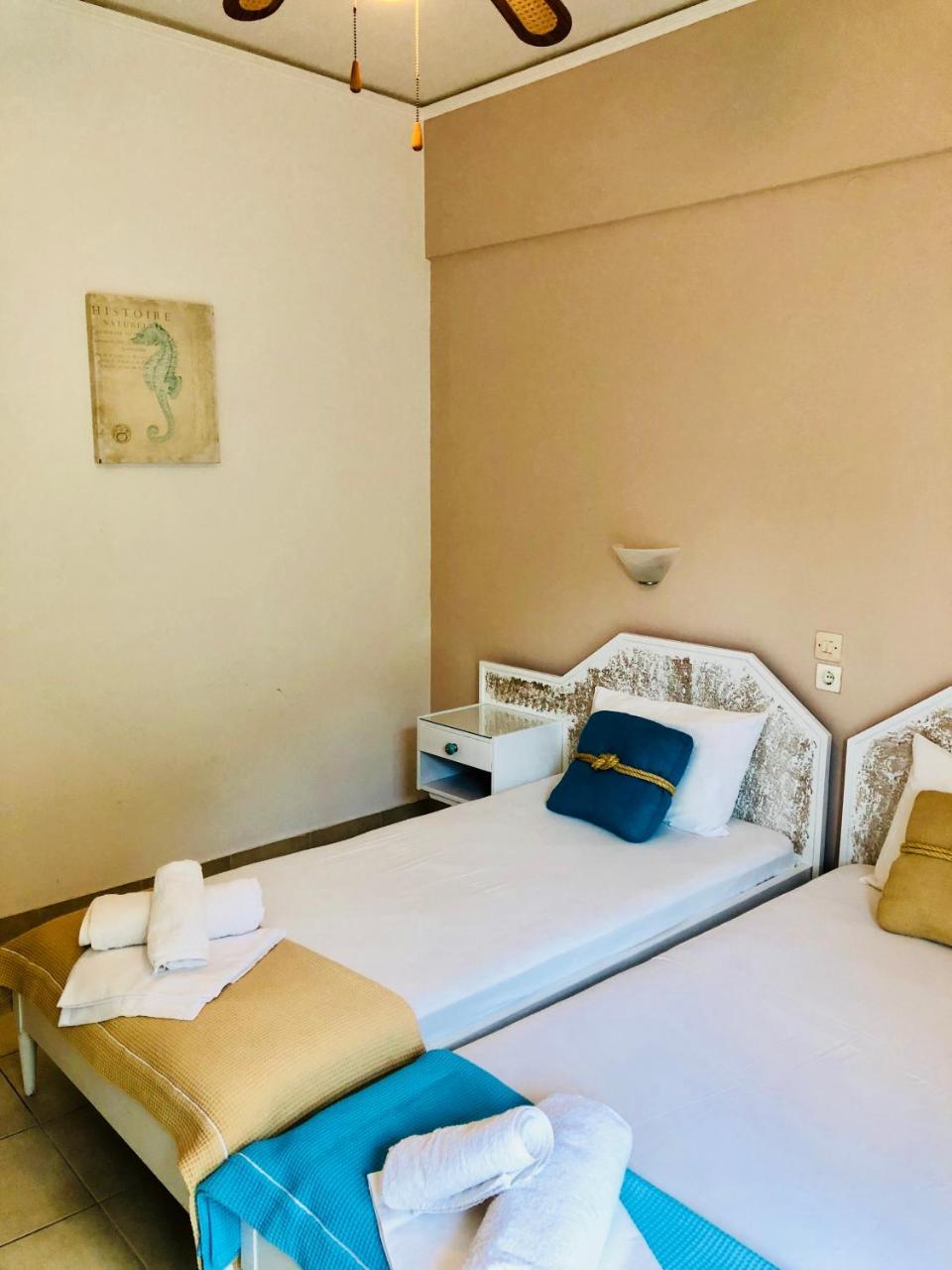 Hotel George Ágios Kírykos Eksteriør bilde